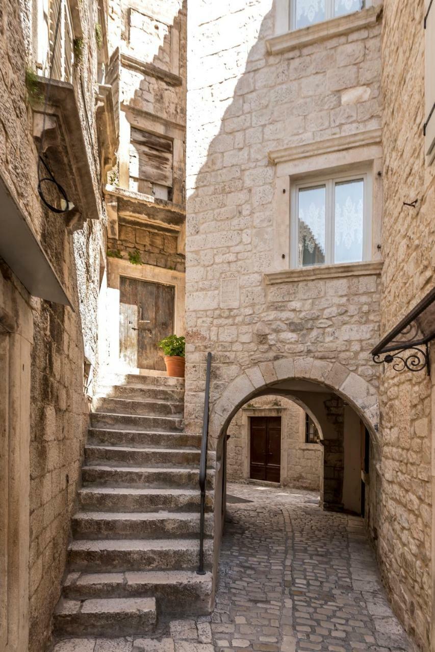 Berislavic Palace Trogir Buitenkant foto